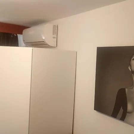 Nicole Magic Apartment- Apartment